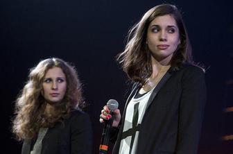 V Sočiju aretirani članici Pussy Riot izpuščeni (video)