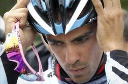 Contador brez državnega naslova
