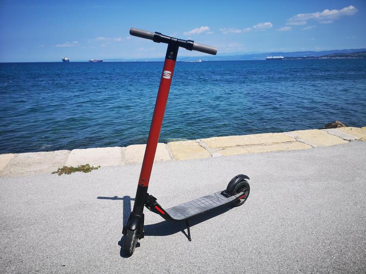 Seat že nekaj let prodaja svoj električni skiro. | Foto: Gregor Pavšič