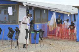 Ebola: Kitajci v Liberiji gradijo bolnišnico