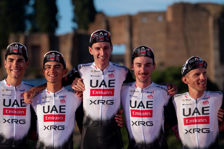 Letos je debitiral na Giru, ki je, kot se za Italijana spodobi, ena njegovih najljubših dirk. | Foto: Reuters