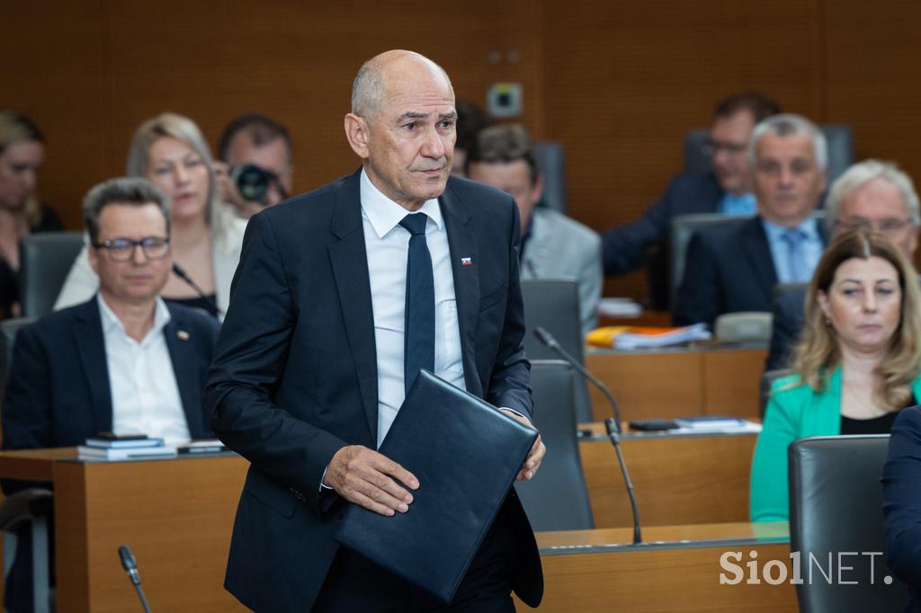 Drćavni zbor, Glasovanje, Janez Janša