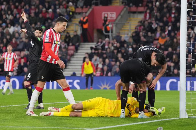 Lukasz Fabianski | Lukasz Fabianski je pri zavesti. | Foto Reuters