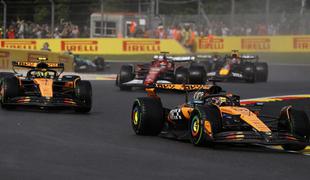 McLaren kljub dežju do dvojne zmage, velik skok Hamiltona