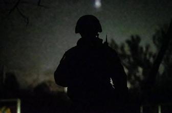 Katastrofa za ruske vojake v Ukrajini. Zdaj mrzlično iščejo rešitev.