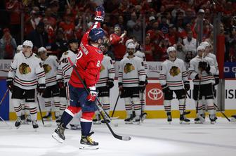 Ovečkin izenačil rekord Wayna Gretzkyja po številu golov v NHL #video