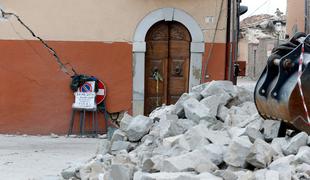 Italijo stresel nov potres, v soboto pogreb prvih žrtev