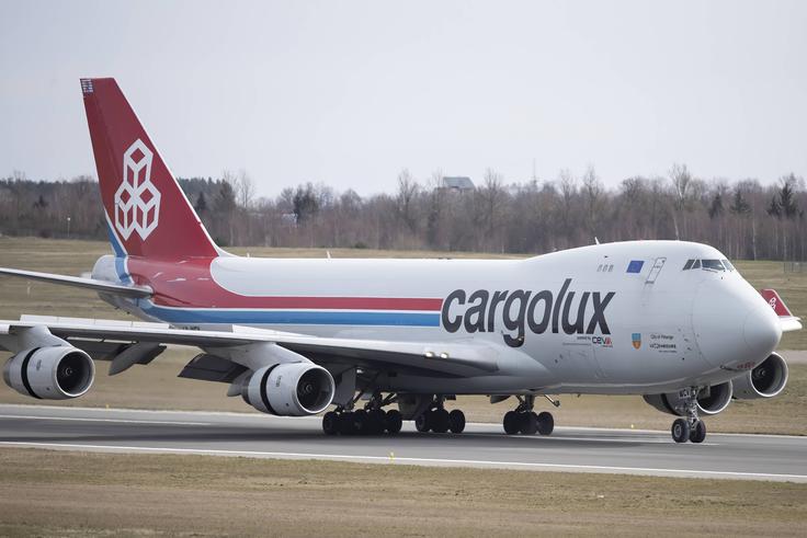 Tovorna letala boeing 747 se običajno uporabljajo za prevoz vojaške opreme in orožja ter sklepanje pogodb z vladami. | Foto: Guliverimage
