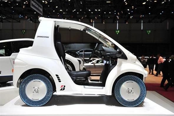 Bridgestone air free concept – guma, ki ne potrebuje tlačilke in je ni mogoče predreti