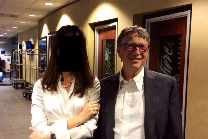 Nekdanja žena poziva Billa Gatesa: Odgovori na vprašanja o Epsteinu