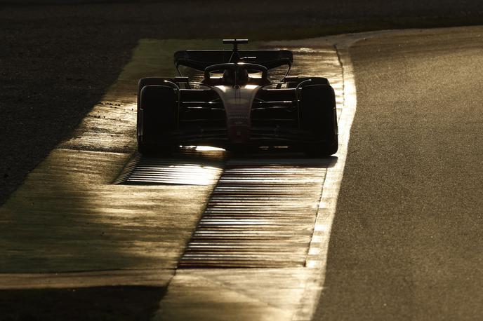 Formula 1 testiranje | Moštva bodo morala v prijavi navesti tehnične zmožnosti in ustrezno število sodelavcev, prav tako pa bodo morali kandidati predložiti načrt, kako bodo finančno "pokrili" delovanje v formuli 1. | Foto Reuters