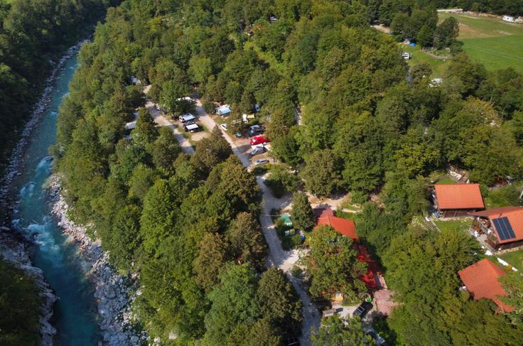 Kamp Koren je odprt vse leto in je eden najstarejših kampov v dolini Soče, nedaleč od Kobarida.  | Foto: Avtokampi.si