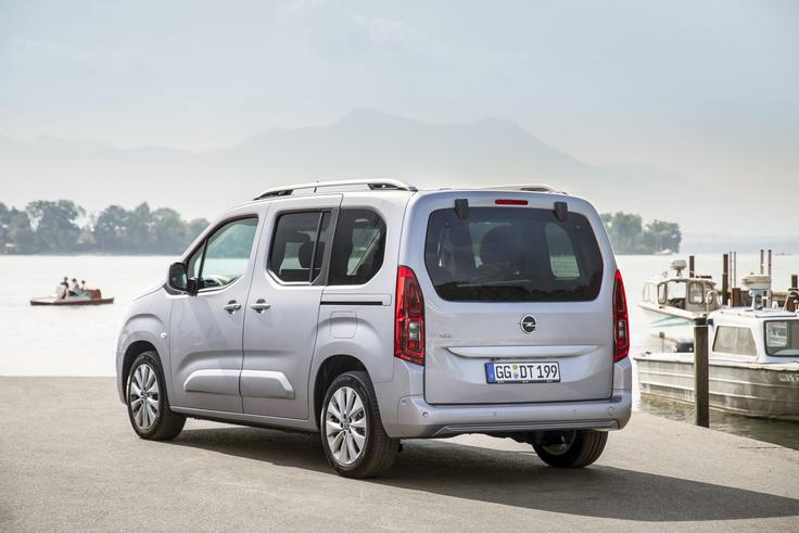 opel combo Drsnih vrat na obeh straneh bodo veseli vsi uporabniki z otroki ali več dnevne prtljage. | Foto: Opel