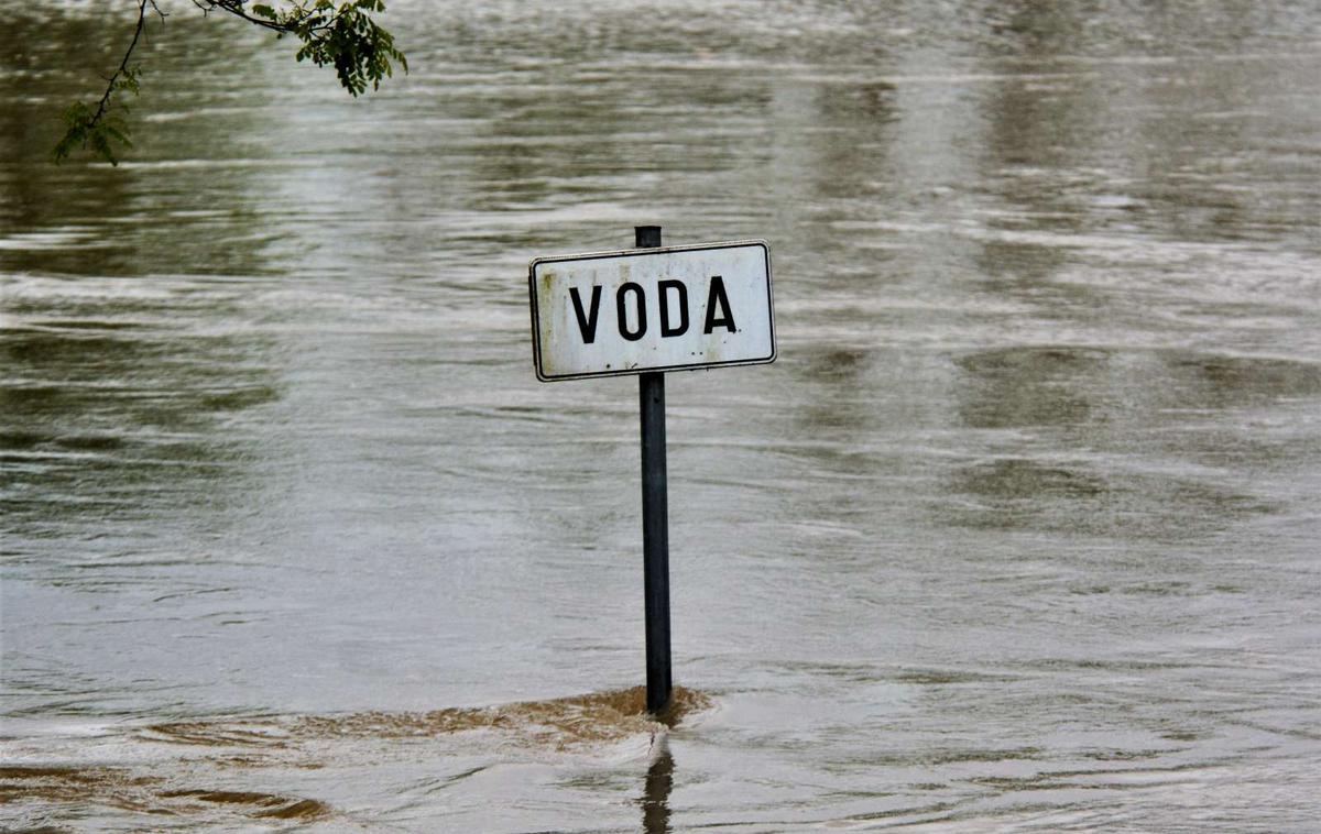Hrvaška poplave | Morje je poplavilo številna priobalna mesta v Italiji in na Hrvaškem. | Foto STA