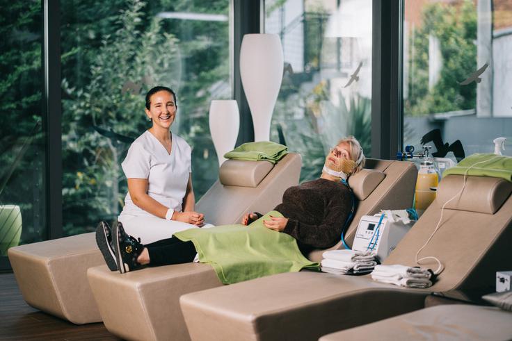 Njihov edinstveni protokol DENTAL SPA združuje vrhunsko medicino z okoljem, ki je zasnovano za pomiritev in podporo telesu. | Foto: Jan Lukanović