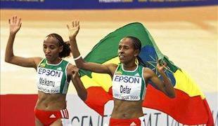 Drugi dan podelili osem kompletov medalj