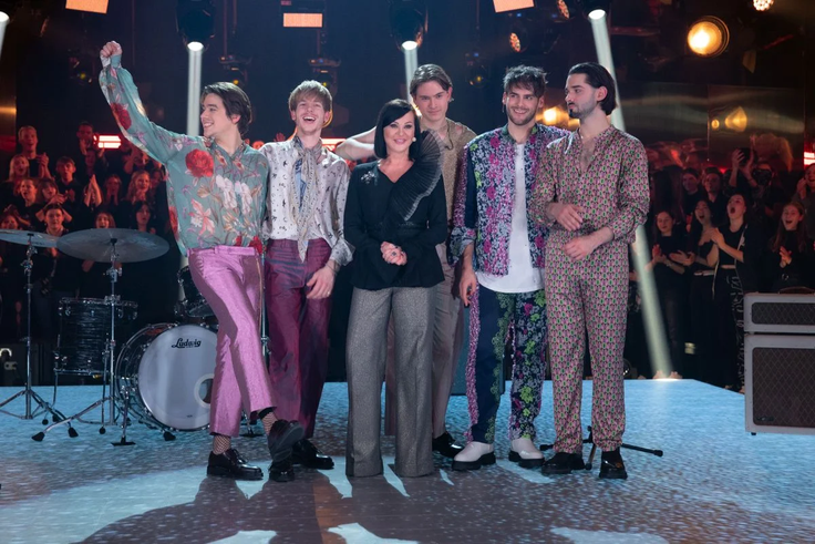 Skupina Joker Out predvsem zaradi svoje odgovornosti in delavnosti po mnenju Miše Molk povsem zasluženo doživlja globalni uspeh. | Foto: Katja Kodba/RTV SLO