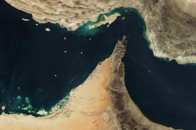 Hormuška ožina | Vojaške vaje IRGC v Hormuški ožini so se v ponedeljek začele pred današnjim drugim krogom pogajanj med ZDA in Iranom v Ženevi.  | Foto Wikimedia Commons