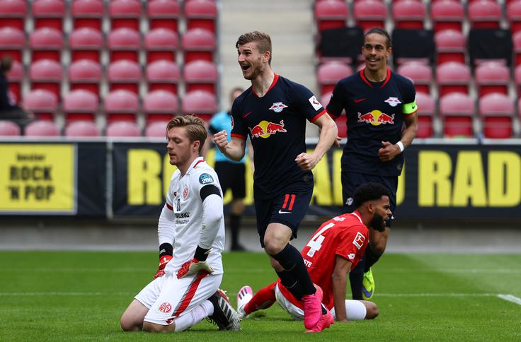Timo Werner, za katerega se zanimajo številni evropski velikani, je po novem trojčku v bundesligi že pri 24 zadetkih! | Foto: Guliverimage/Getty Images