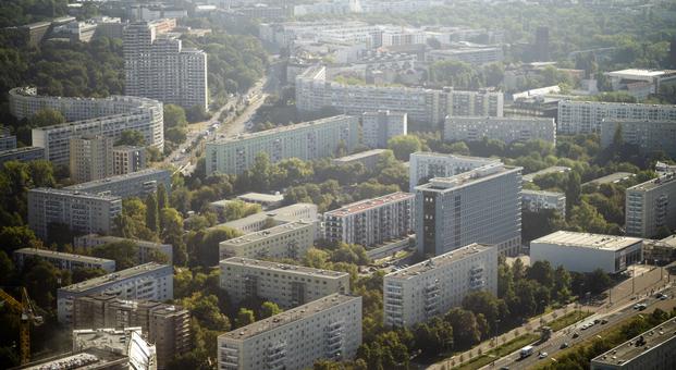 EU bi drastično posegla na nepremičninski trg - omenja se tudi nova prepoved