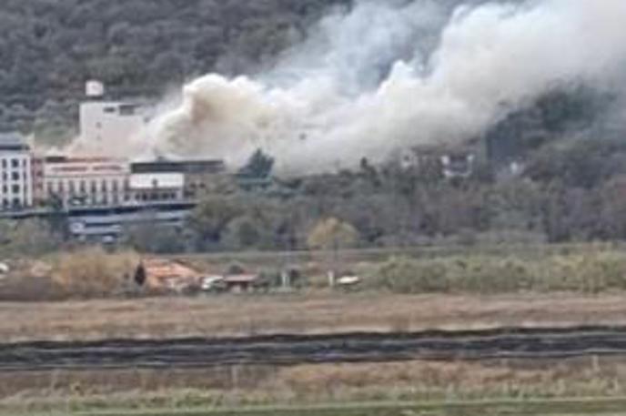 požar, Mulino, igralnica, gasilci | Natančen vzrok za požar še ni jasen.  | Foto Lidija Nadizar/Facebook