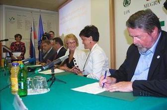 Deležniki v prehranski verigi podpisali kodeks