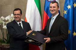 Slovenija in Kuvajt podpisala sporazum o zračnem prevozu