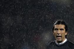 Buffon do 37. leta pri Juventusu?