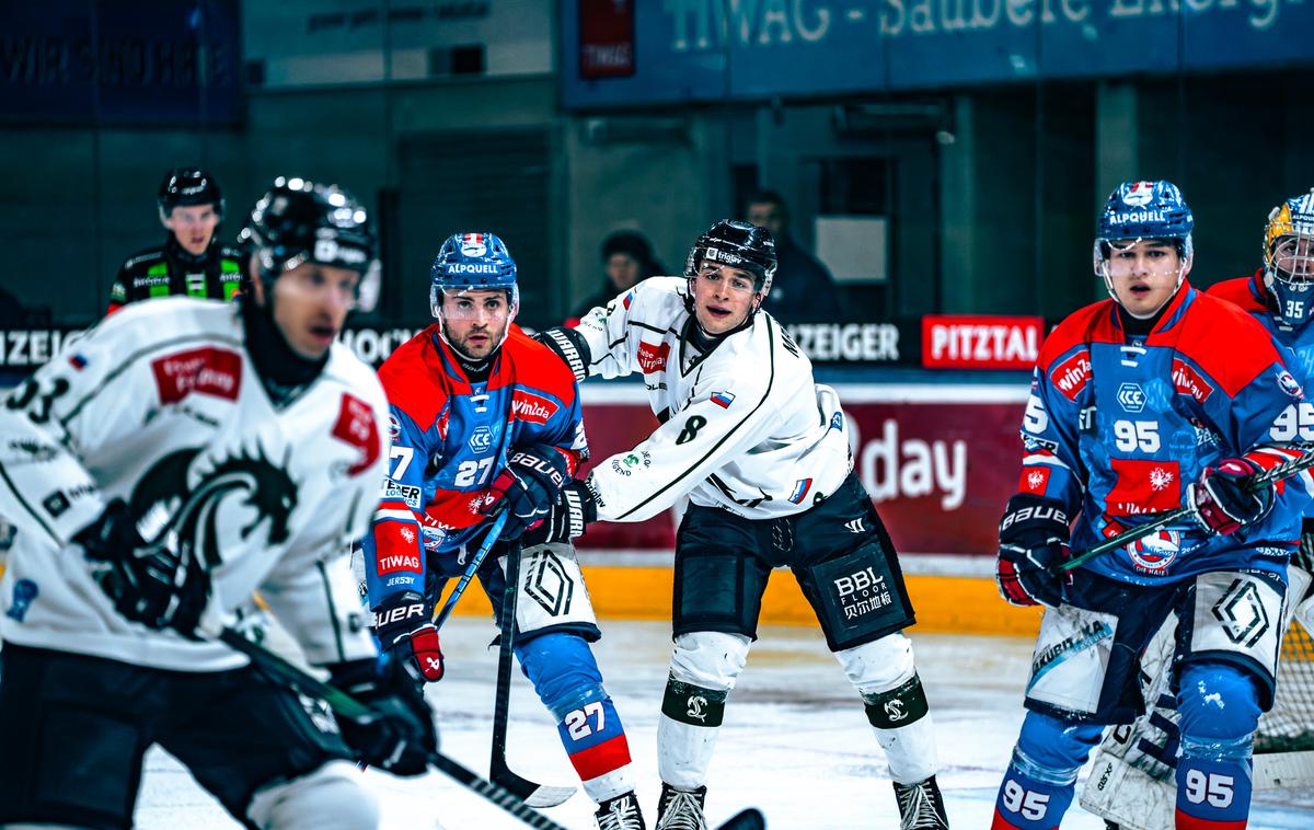 Innsbruck : hk olimpija | Olimpija bo zvečer gostovala v Innsbrucku, v soboto zvečer pa še pri Pioneers Vorarlberg. | Foto HCI