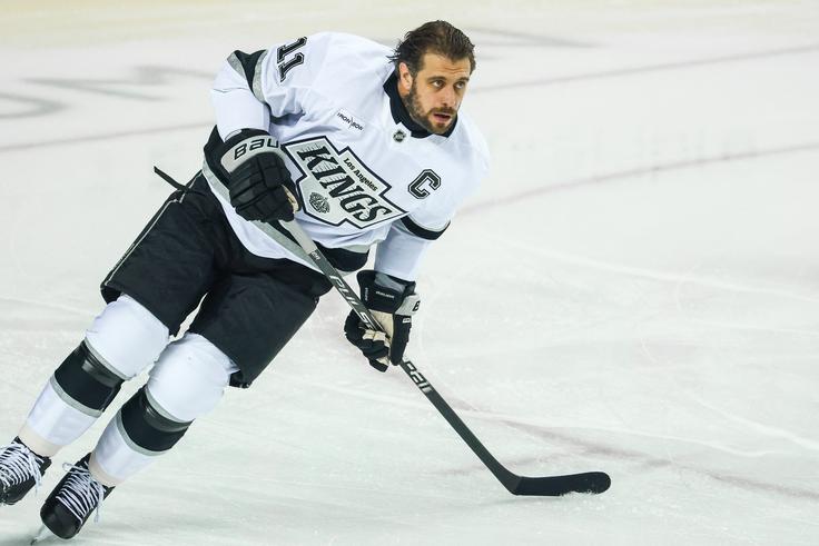 Kopitar je dosegel svoj 12. gol v sezoni, svojo 701. točko v karieri, doseženo na domačem ledu.  | Foto: Reuters