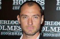 Jude Law razkril svojo plešo