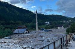 Izredne razmere v BiH: poplave zahtevale vsaj 14 življenj, več oseb pogrešajo #foto #video