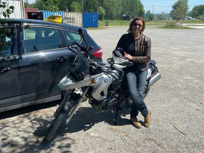Ministrica Tanja Fajon je naredila izpit za motor