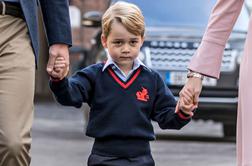 Mali princ George je začel hoditi v šolo #foto