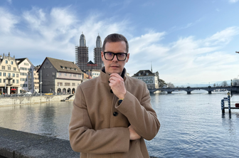 Od posmeha do luksuznega življenja: znani Slovenec do sto tisoč evrov prihodka na mesec prek Amazona