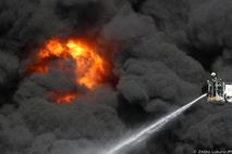 požar, pnevmatike, skladišče, Velika Nedelja