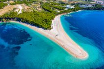 Zlatni rat, otok Brač leta 2020