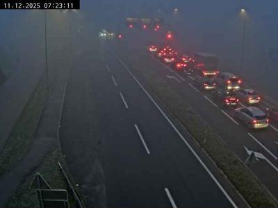 Prometna nesreča popolnoma zaprla to cesto