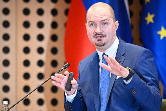Priljubljeni učitelj: Smo unikum v Evropi, kar je velika škoda za generacije otrok