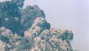V Indoneziji izbruhnil ognjenik Soputan