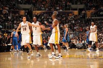 Vujačič in soigralci ponižali Dallas