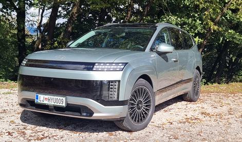 Privoščilo si ga bo vsaj 30 Slovencev: luksuzni SUV, ki daje jasen pogled v prihodnost