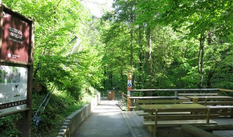 Inšpektorat: Gradnja in pobiranje vstopnine v Vintgarju sta nezakonita