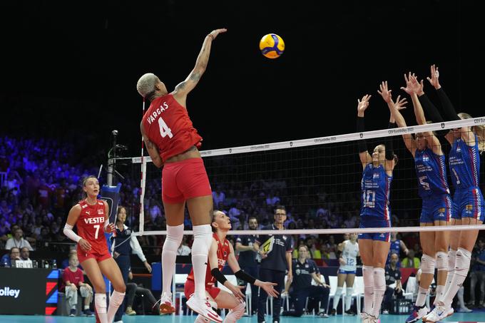 V finalu med Turčijo in Srbijo je odločal peti niz. Izstopala je Melissa Teresa Vargas. | Foto: Guliverimage