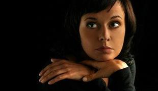 Do nazga: Lara Jankovič