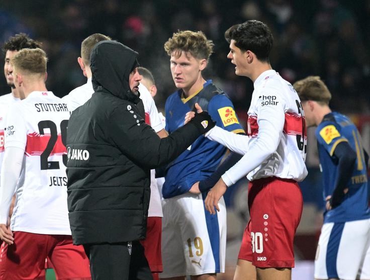 Stuttgart je vse zadetke dosegel v drugem polčasu. | Foto: Reuters