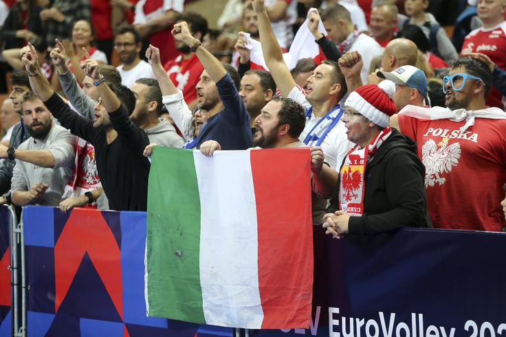 Italijani so imeli na finalni tekmi večino navijaških tribun na svoji strani.  | Foto: Guliverimage/Vladimir Fedorenko