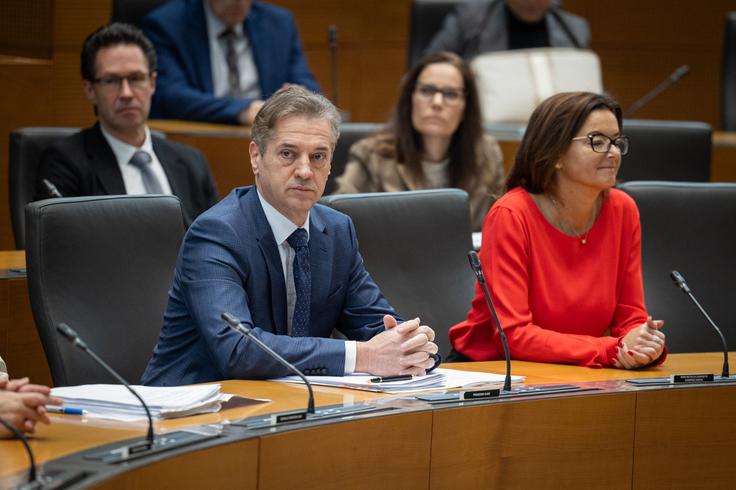 DZ, Robert Golob, poslanska vprašanja | Foto: Bor Slana/STA