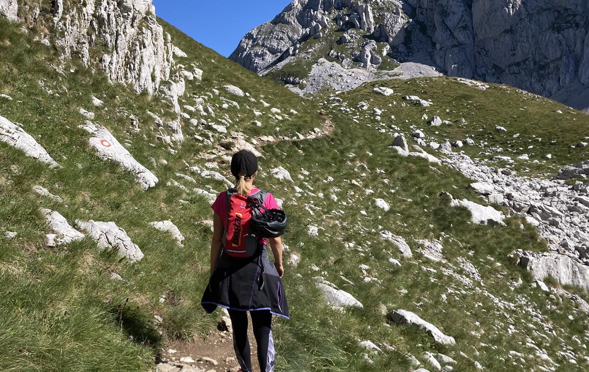 Do danes je možnost daljšega dopusta pri HOFERju izkoristilo že skoraj 100 sodelavk in sodelavcev | Za večino Slovencev poletje pomeni morje in sprostitev, mnogi pa dopust povežejo tudi z družino, pohodi ali kulturo. Hrvaška, predvsem Dalmacija, ostaja najljubša izbira, a vedno več jih poišče oddih tudi drugje. Ne glede na destinacijo pa je dopust čas za počitek, druženje in nabiranje novih moči. | Foto Hofer