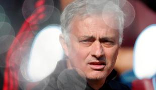 Mourinho sprejel enoletno zaporno kazen, a ne gre za zapahe